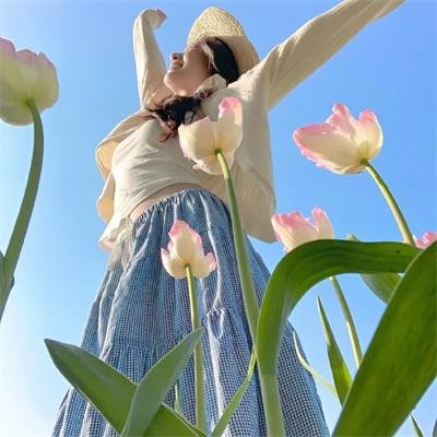 萧瑟雨落迟暮晚